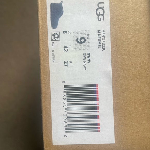 Navy Blue Size 9 Mens Nuemel Uggs. - Picture 6 of 6